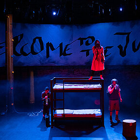 Bühnenimpressionen von »Wolf«