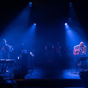 Bühnenimpressionen von "Melodien für Moneten".