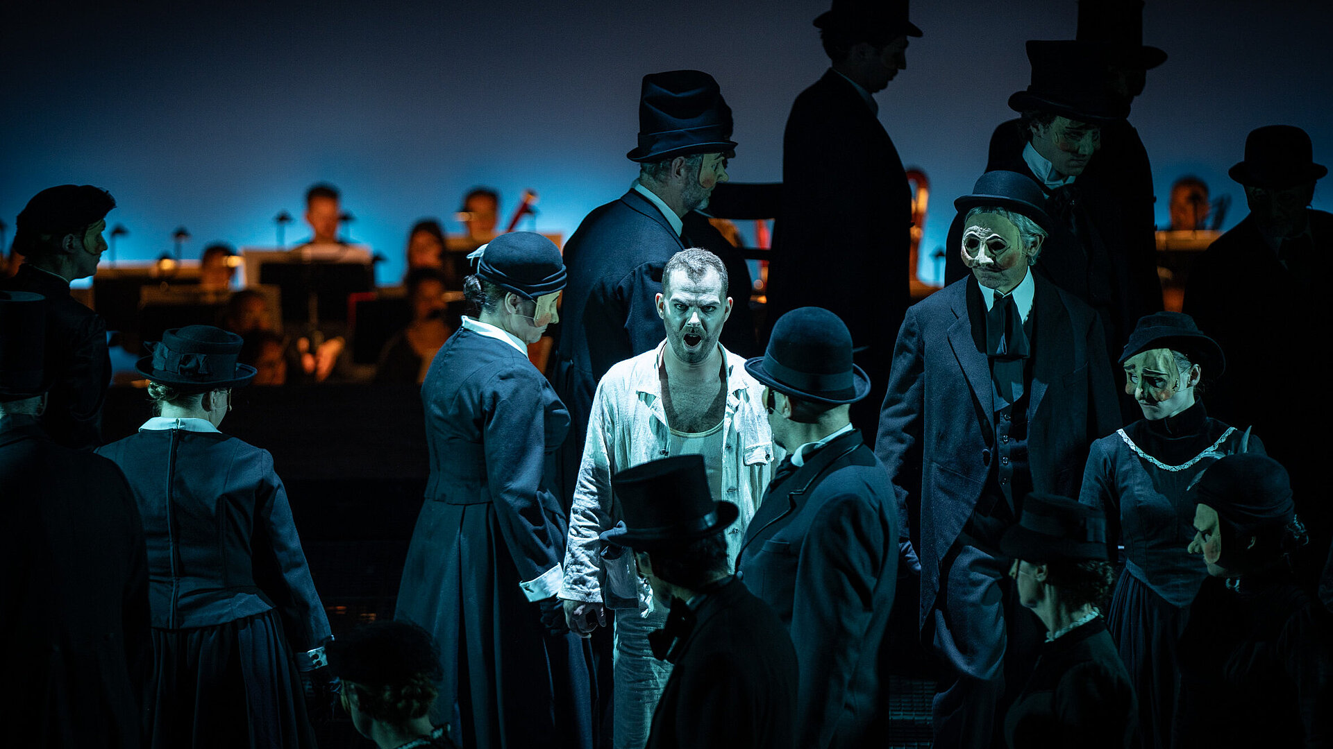 Bühnenimpressionen aus der Inszenierung »Wozzeck«.