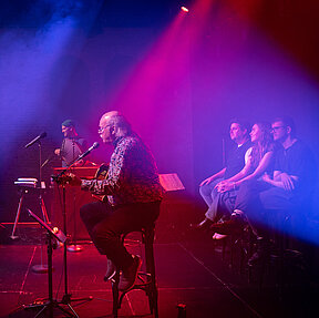 Bühnenimpressionen von "Melodien für Moneten".