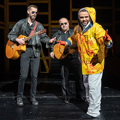 Bühnenimpressionen aus »Achtsam Moorden«