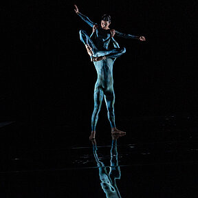 Bühnenimpressionen des Ballettabends »Blühend«