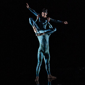 Bühnenimpressionen des Ballettabends »Blühend«