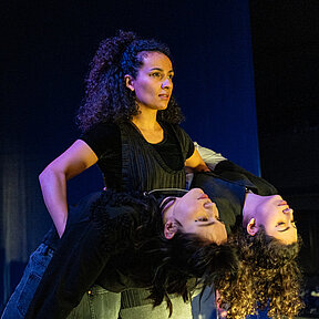 Bühnenimpressionen von »Zwischen Hin und Her – Meine Flucht aus Syrien«