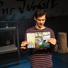 Bühnenimpressionen von »Wolf«