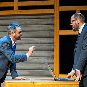 Bühnenimpressionen aus »Achtsam Moorden«