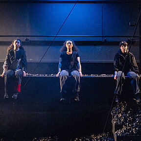 Bühnenimpressionen von »Zwischen Hin und Her – Meine Flucht aus Syrien«