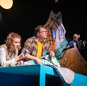 Bühnenimpressionen aus "Unsere wilden Jahre / As wi wild weern"