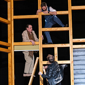 Bühnenimpressionen aus »Achtsam Moorden«